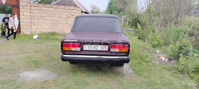 LADA (VAZ) 2107 1983, 80,000 km - 1.6 l - Ucar