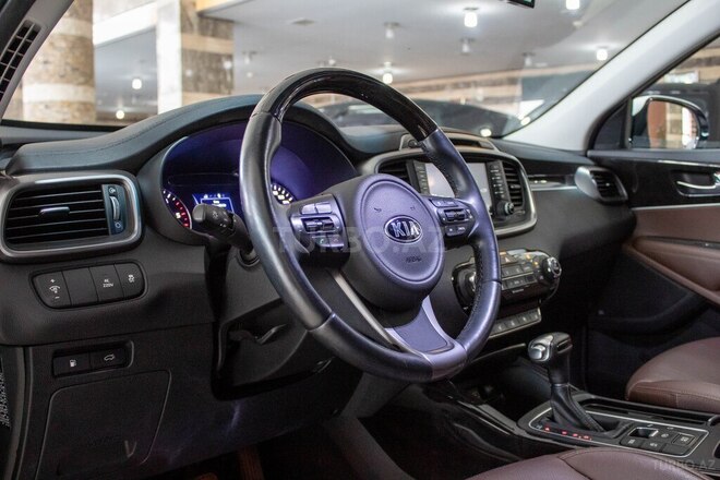 Kia Sorento-10