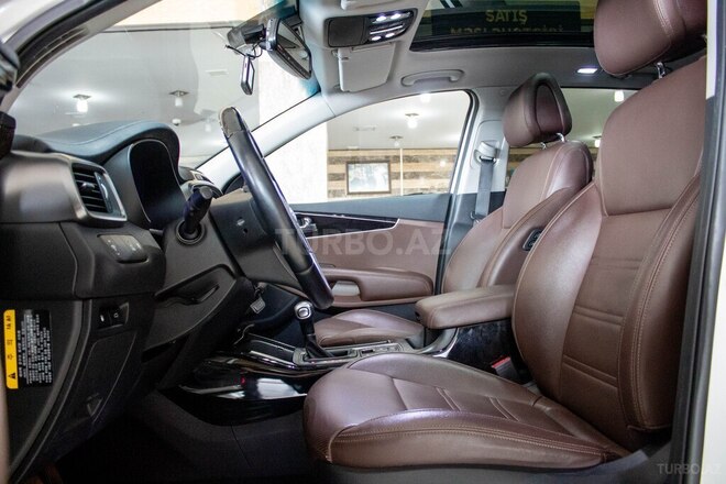 Kia Sorento-9
