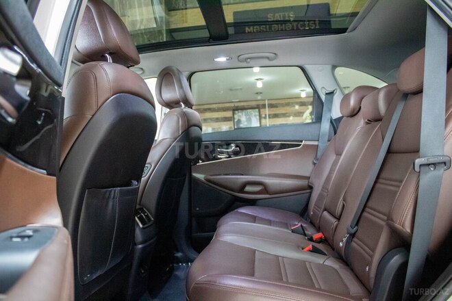 Kia Sorento-11