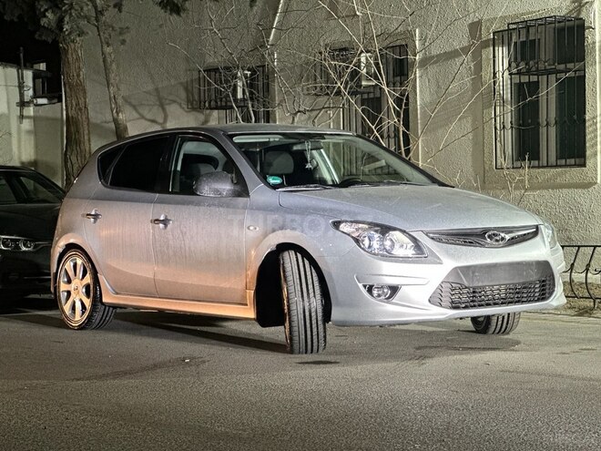 Hyundai i30 2010, 238,000 km - 1.4 l - Bakı