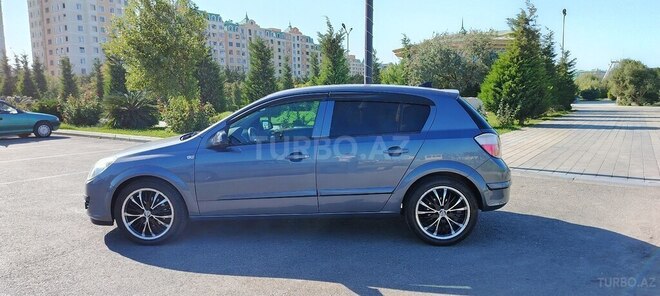 Opel Astra 2004, 320,000 km - 1.4 l - Sumqayıt