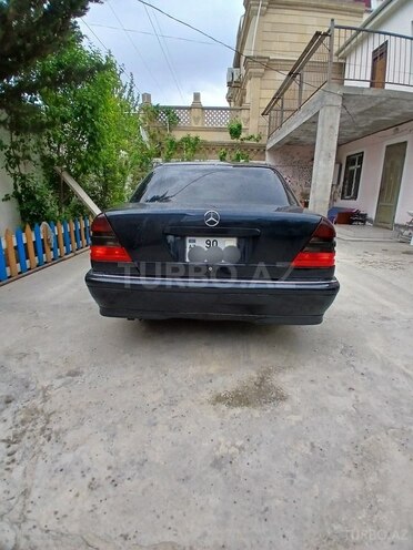 Mercedes C 240 1999, 258,000 km - 2.4 l - Bakı