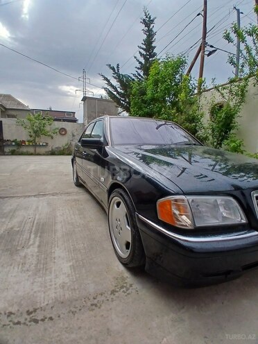 Mercedes C 240 1999, 258,000 km - 2.4 l - Bakı