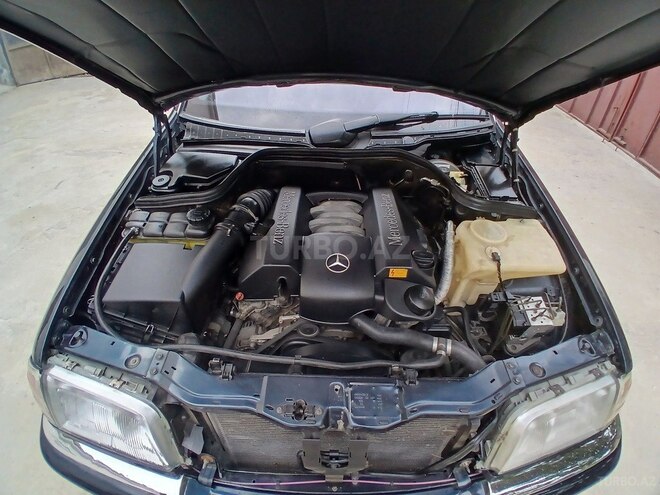Mercedes C 240 1999, 258,000 km - 2.4 l - Bakı