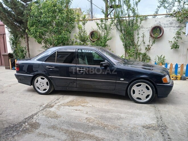 Mercedes C 240 1999, 258,000 km - 2.4 l - Bakı