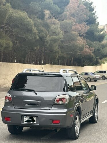 Mitsubishi Outlander 2005, 290,580 km - 2.4 l - Bakı