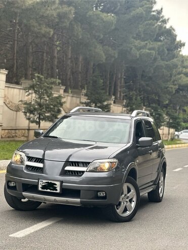 Mitsubishi Outlander 2005, 290,580 km - 2.4 l - Bakı