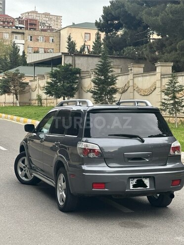 Mitsubishi Outlander 2005, 290,580 km - 2.4 l - Bakı