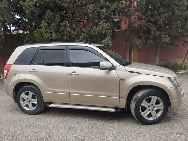 Suzuki Grand Vitara 2007, 233,562 km - 2.0 л - Bakı