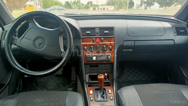Mercedes C 180 1995, 313,000 km - 1.8 l - Bakı