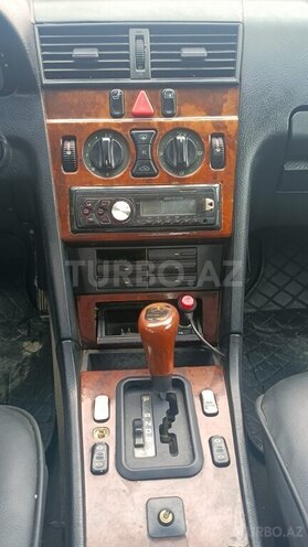 Mercedes C 180 1995, 313,000 km - 1.8 l - Bakı
