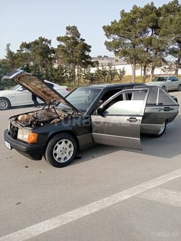 Mercedes 190 1990, 300,000 km - 2.0 l - Bakı