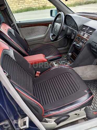 Mercedes C 220 1995, 202,143 km - 2.2 л - Bakı