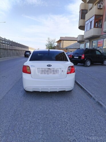 Kia Rio 2011, 375,000 km - 1.4 l - Gəncə