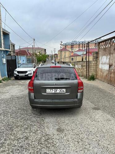 Kia Ceed 2009, 230,000 km - 1.6 л - Bakı