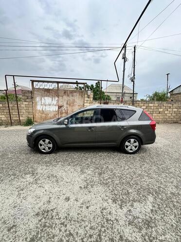 Kia Ceed 2009, 230,000 km - 1.6 л - Bakı