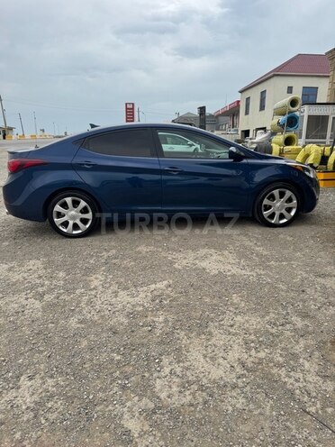 Hyundai Elantra 2015, 119,000 km - 1.8 л - Bakı