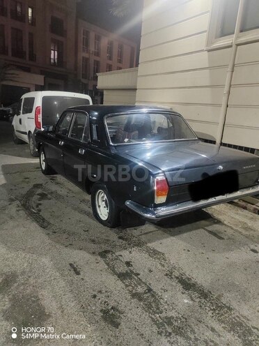 GAZ 24 1981, 117,000 km - 2.4 l - Bakı