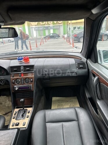 Mercedes C 220 d 1995, 420,000 km - 2.2 л - Sumqayıt