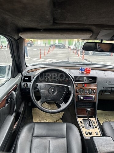 Mercedes C 220 d 1995, 420,000 km - 2.2 л - Sumqayıt