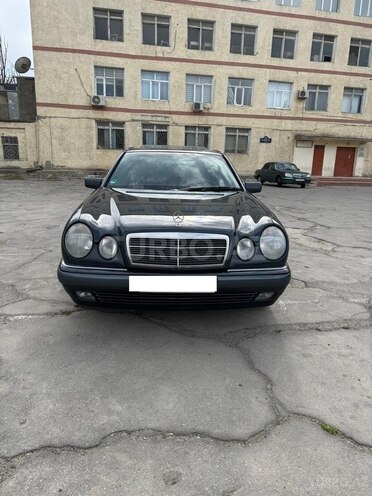 Mercedes E 200 1998, 204,000 km - 2.0 l - Bakı
