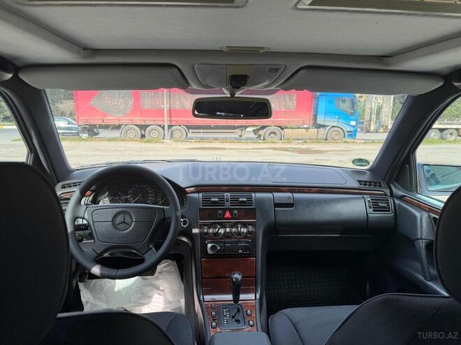 Mercedes E 200 1998, 204,000 km - 2.0 l - Bakı