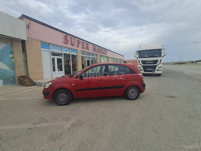 Kia Rio 2005, 395,000 km - 1.4 l - Şamaxı
