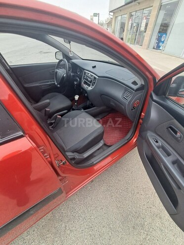 Kia Rio 2005, 395,000 km - 1.4 l - Şamaxı