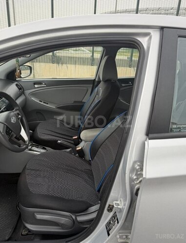 Hyundai Accent 2015, 127,000 km - 1.6 l - Bakı