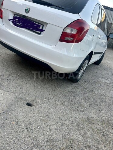 Skoda Fabia 2012, 300,000 km - 1.6 l - Bakı