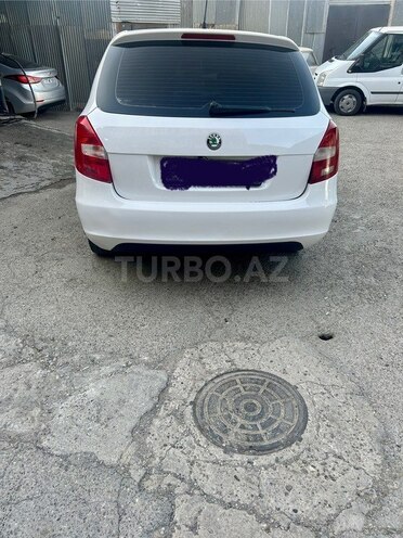 Skoda Fabia 2012, 300,000 km - 1.6 l - Bakı