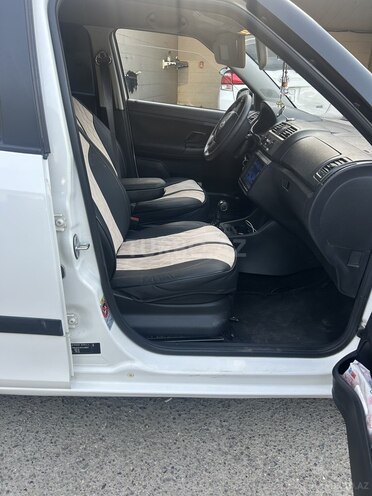 Skoda Fabia 2012, 300,000 km - 1.6 l - Bakı