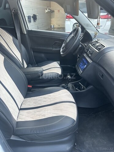 Skoda Fabia 2012, 300,000 km - 1.6 l - Bakı