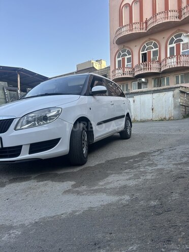 Skoda Fabia 2012, 300,000 km - 1.6 l - Bakı