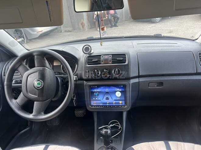 Skoda Fabia 2012, 300,000 km - 1.6 l - Bakı