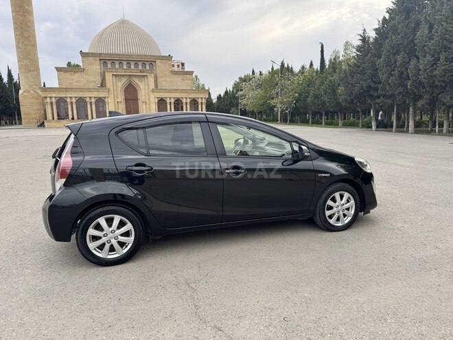 Toyota Aqua 2015, 90,634 km - 1.5 l - Bakı