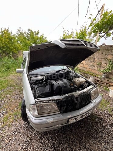 Mercedes C 240 1997, 363,005 km - 2.4 l - Ağsu