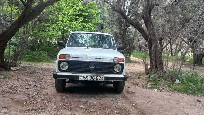 LADA (VAZ) Niva 2015, 111,000 km - 1.7 l - Bakı