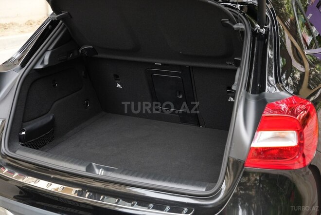 Mercedes GLA 250 4MATIC 2020, 79,000 km - 2.0 л - Bakı