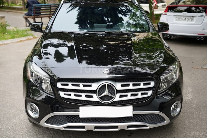 Mercedes GLA 250 4MATIC 2020, 79,000 km - 2.0 л - Bakı
