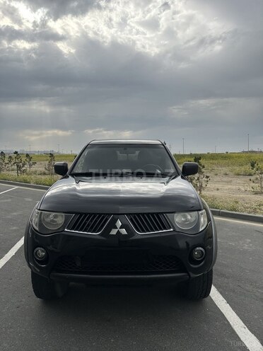 Mitsubishi L200 2008, 403,000 km - 2.5 l - Bakı