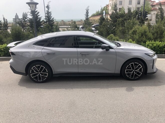Changan Uni-V 2025, 9,000 km - 1.5 l - Bakı