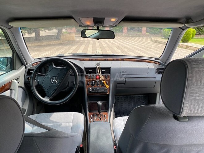 Mercedes C 200 1999, 236,319 km - 2.0 l - Cəlilabad