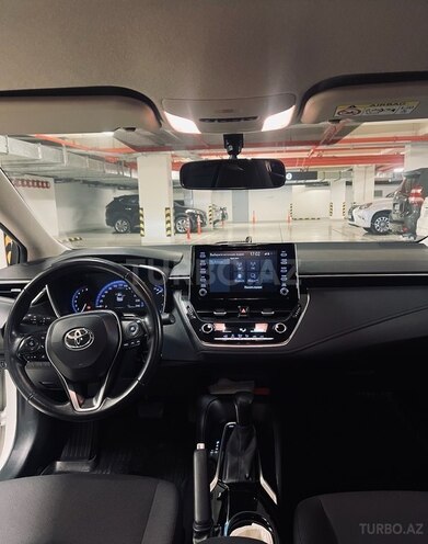 Toyota Corolla 2019, 80,000 km - 1.6 l - Bakı