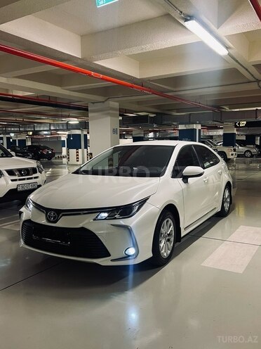 Toyota Corolla 2019, 80,000 km - 1.6 l - Bakı