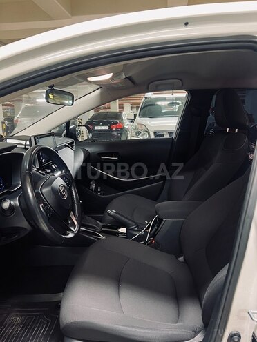 Toyota Corolla 2019, 80,000 km - 1.6 l - Bakı