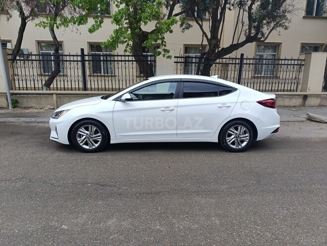 Hyundai Elantra 2019, 163,000 km - 2.0 l - Bakı