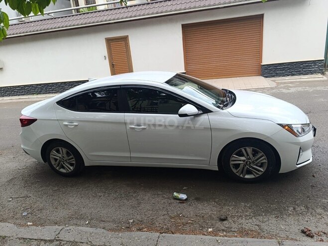 Hyundai Elantra 2019, 163,000 km - 2.0 l - Bakı
