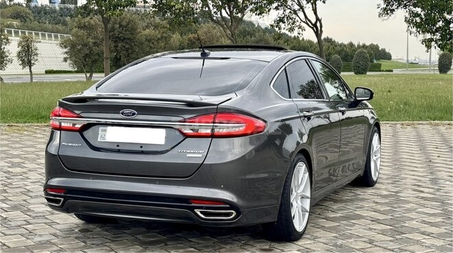 Ford Fusion (North America) 2017, 220,000 km - 2.0 л - Bakı